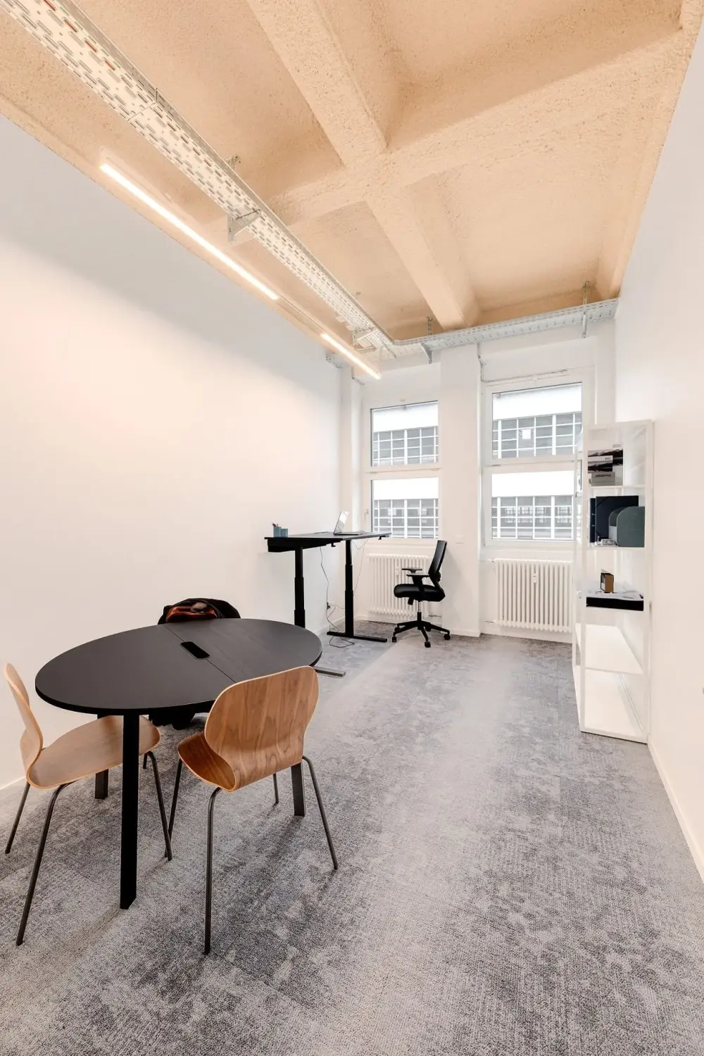Walter Klybeck, Private office - 1 people, Basilea