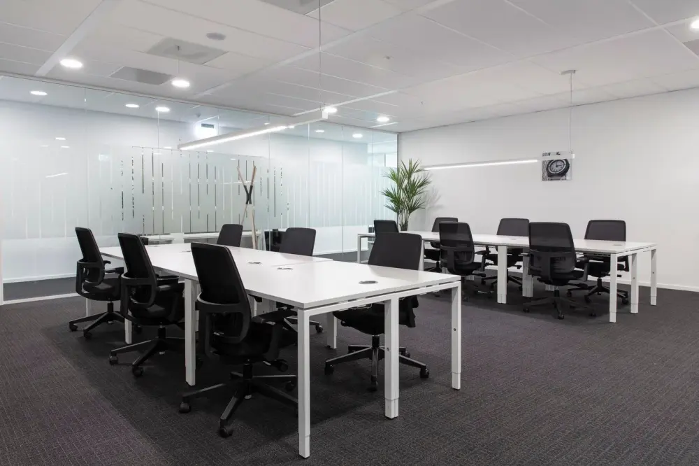 HQ Makati City, Laureano di Trevi Tower, Private office 11 people, Makati City