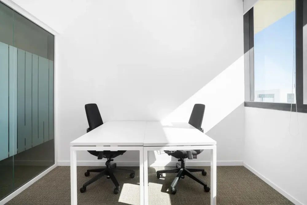 Regus PA, Philadelphia - One Liberty Place, Private office 2 people, Philadelphia, PA