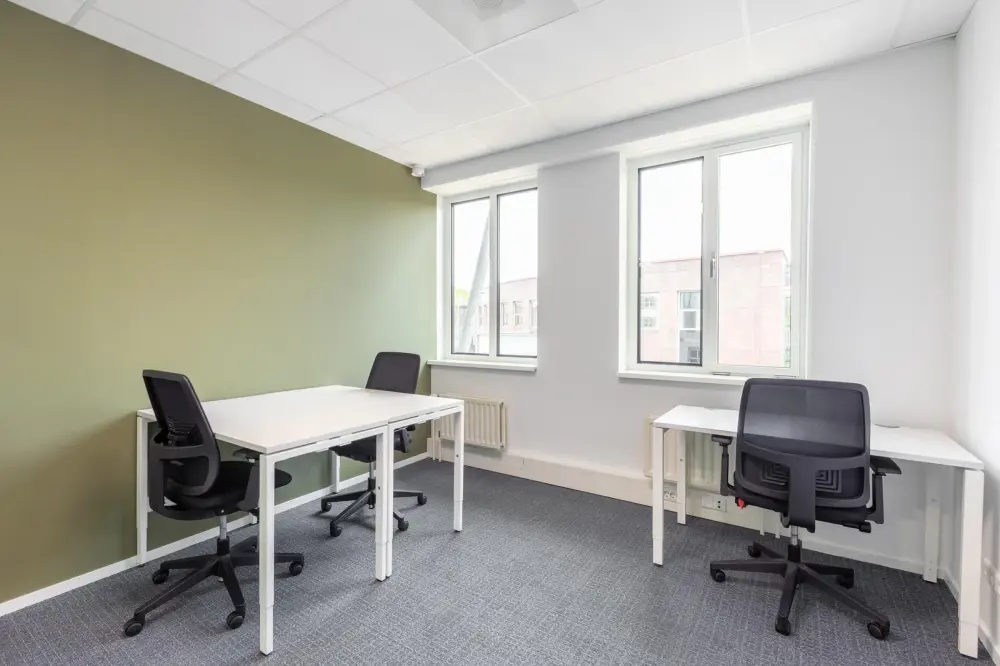 Regus LA, New Orleans - Metairie - One Lakeway, Private office 3 people, Metairie, LA
