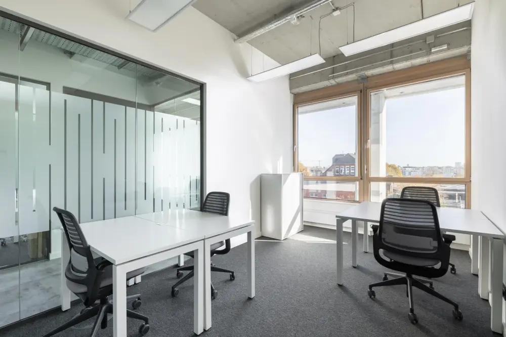 Regus OH, Cleveland - Cleveland City Center, Private office 4 people, Cleveland, OH