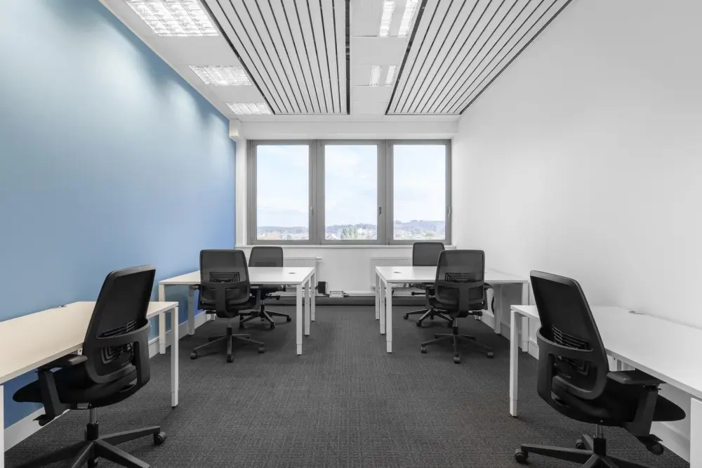 Regus CA, Oakland - 1212 Broadway, Private office 5 people, Oakland, CA