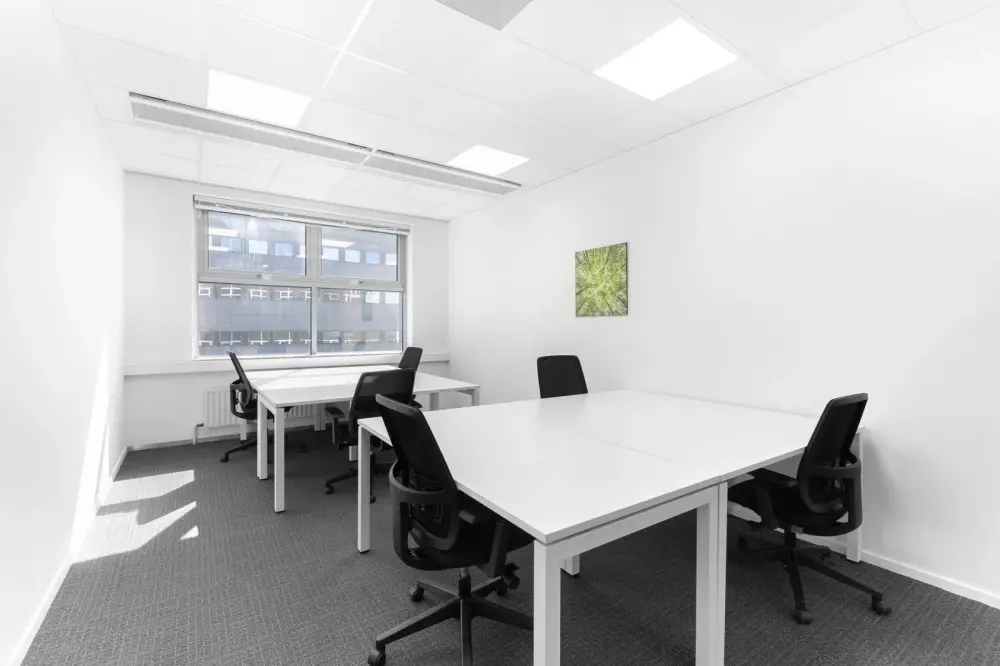 Regus Angeles, Nepo Center, Private office 6 people, Angeles
