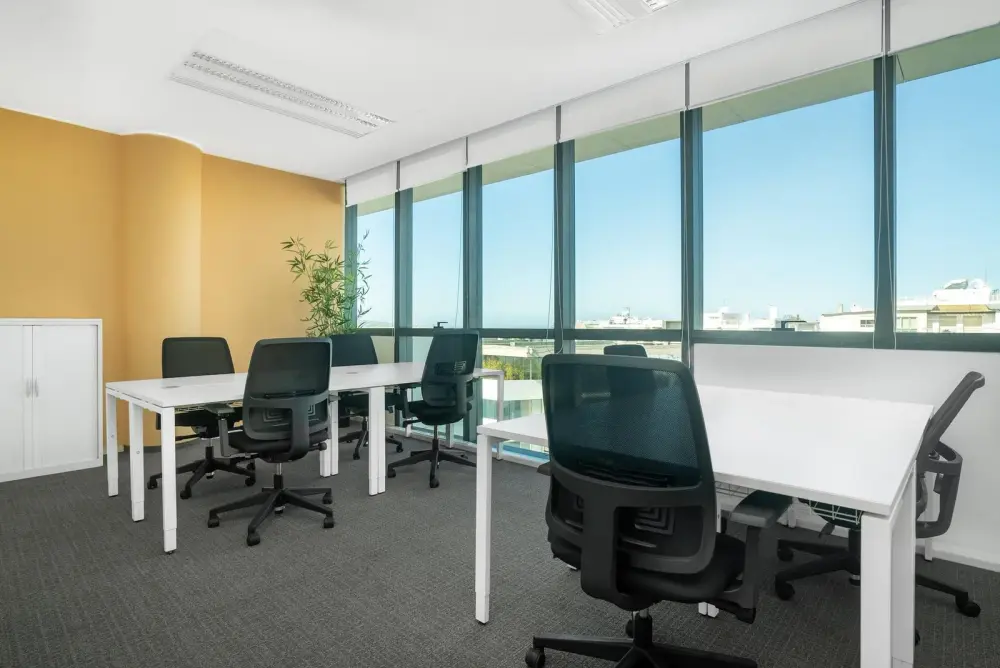 Regus NE, Omaha - Nicholas St., Private office 7 people, Omaha, NE