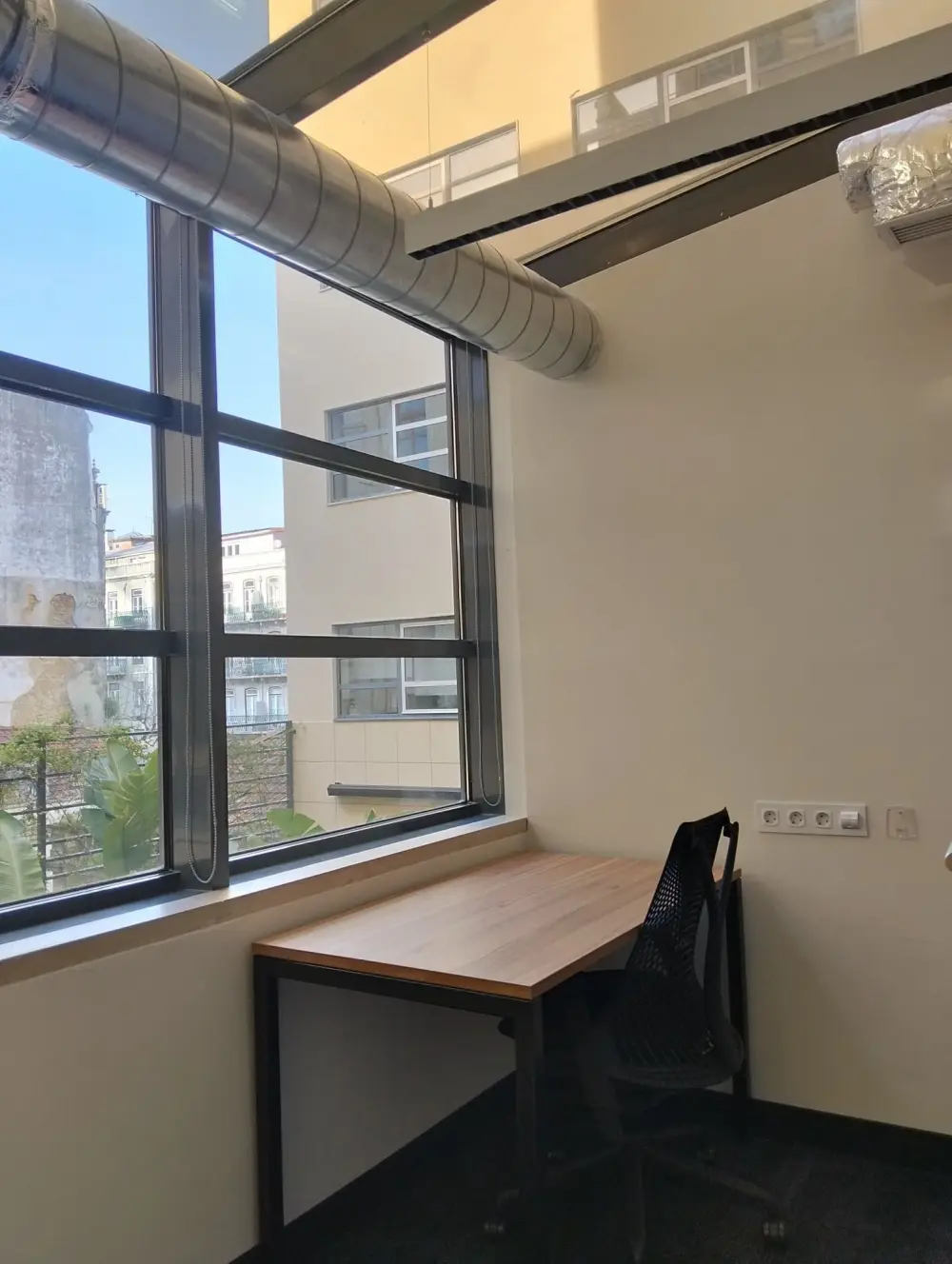 Venture X Portugal, Private office for 1 person, Lisbon