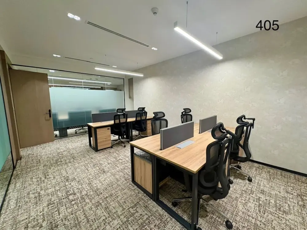 CorporatEdge Business Center Dubai, Private office for 7 persons, Dubai