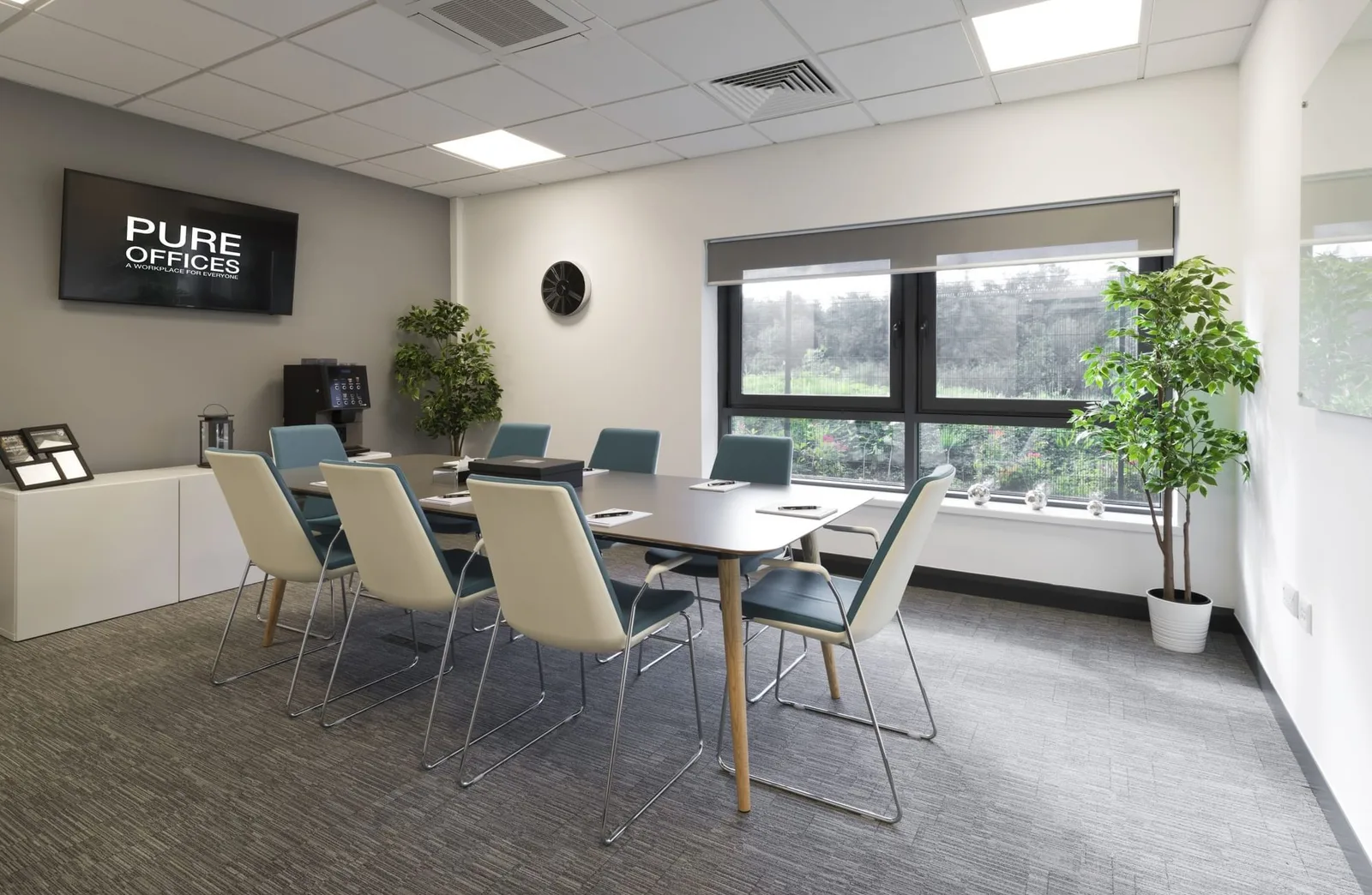 Pure Offices Leeds Thorpe Park, Meeting room for 8 people, Leeds