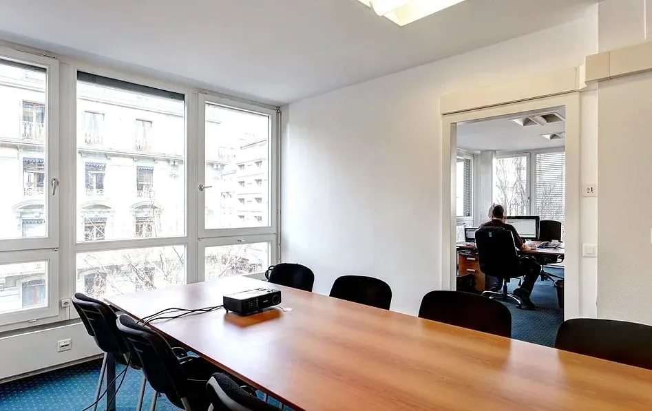 PVI Offices, Meeting room for 6 people, Geneva