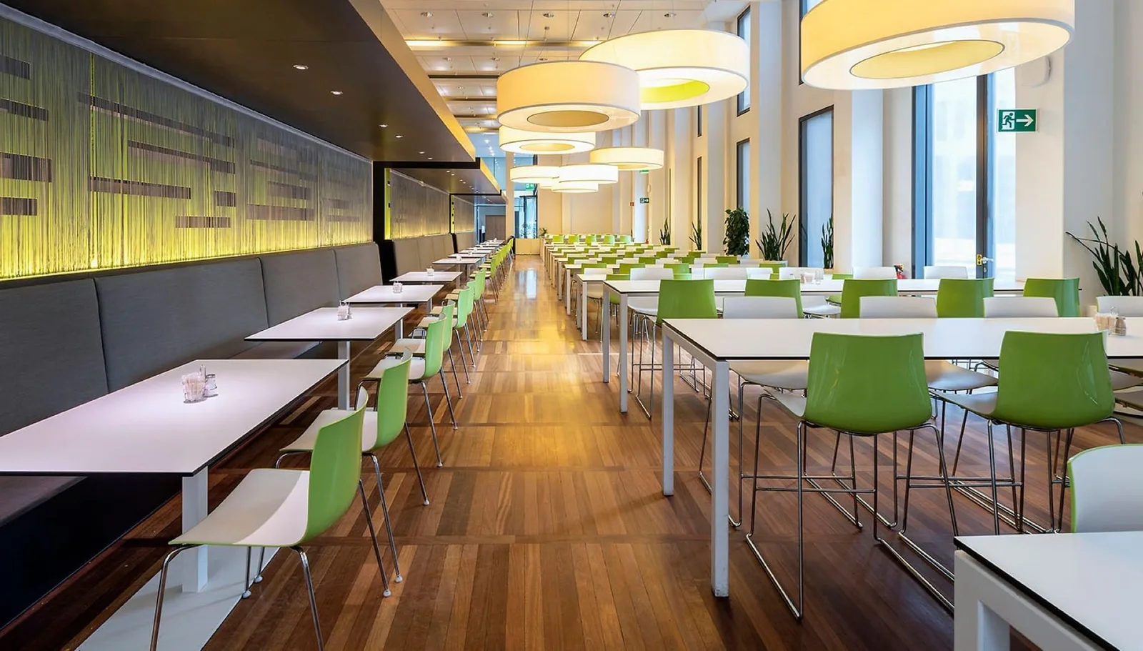 Quadro Towers, Cafeteria, Zurich