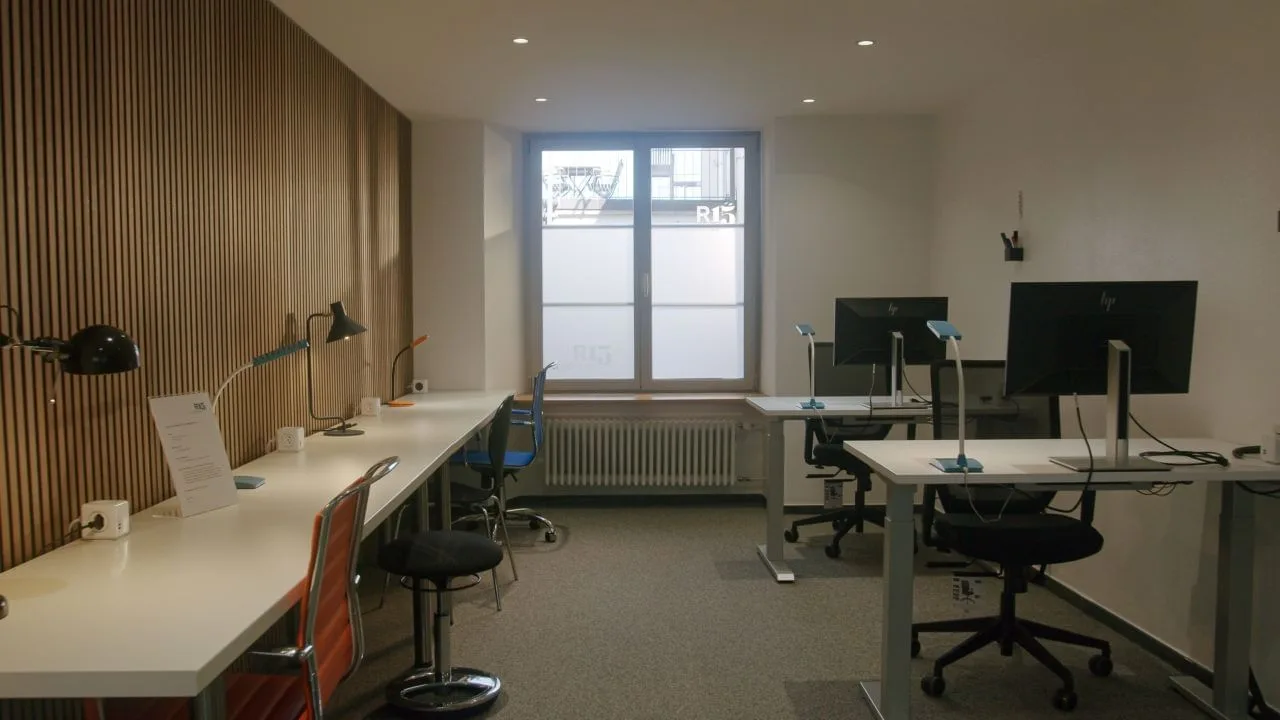 R15 Coworking, Private office, 5 desks, Murten