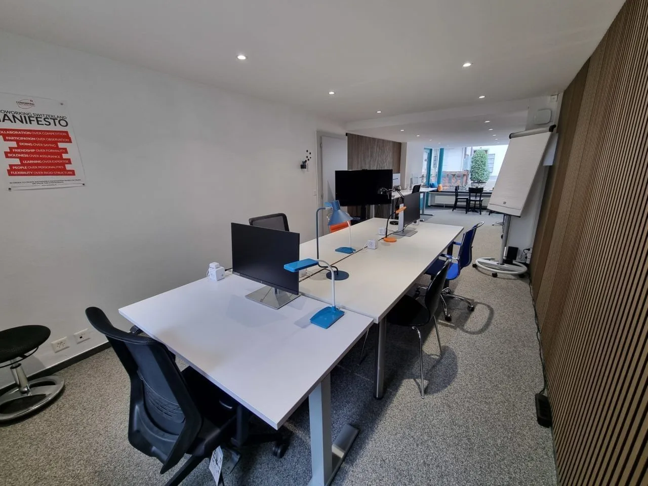 R15 Coworking, Private office, 6 desks, Murten