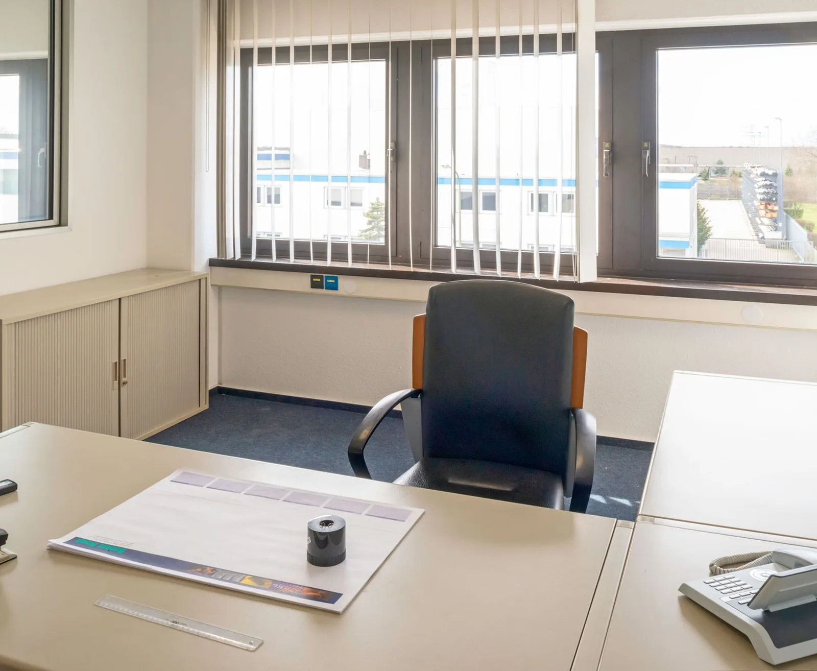R3 Businesscenter Langenfeld, Private office, 1 desk, Langenfeld (Rheinland)