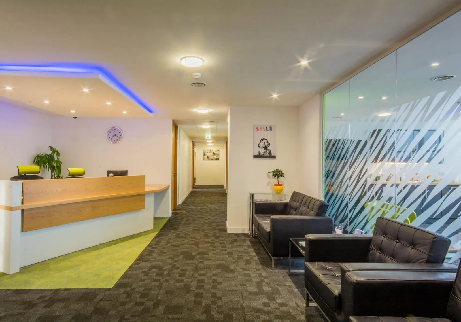 Reading Business Centre, Reception, Reading