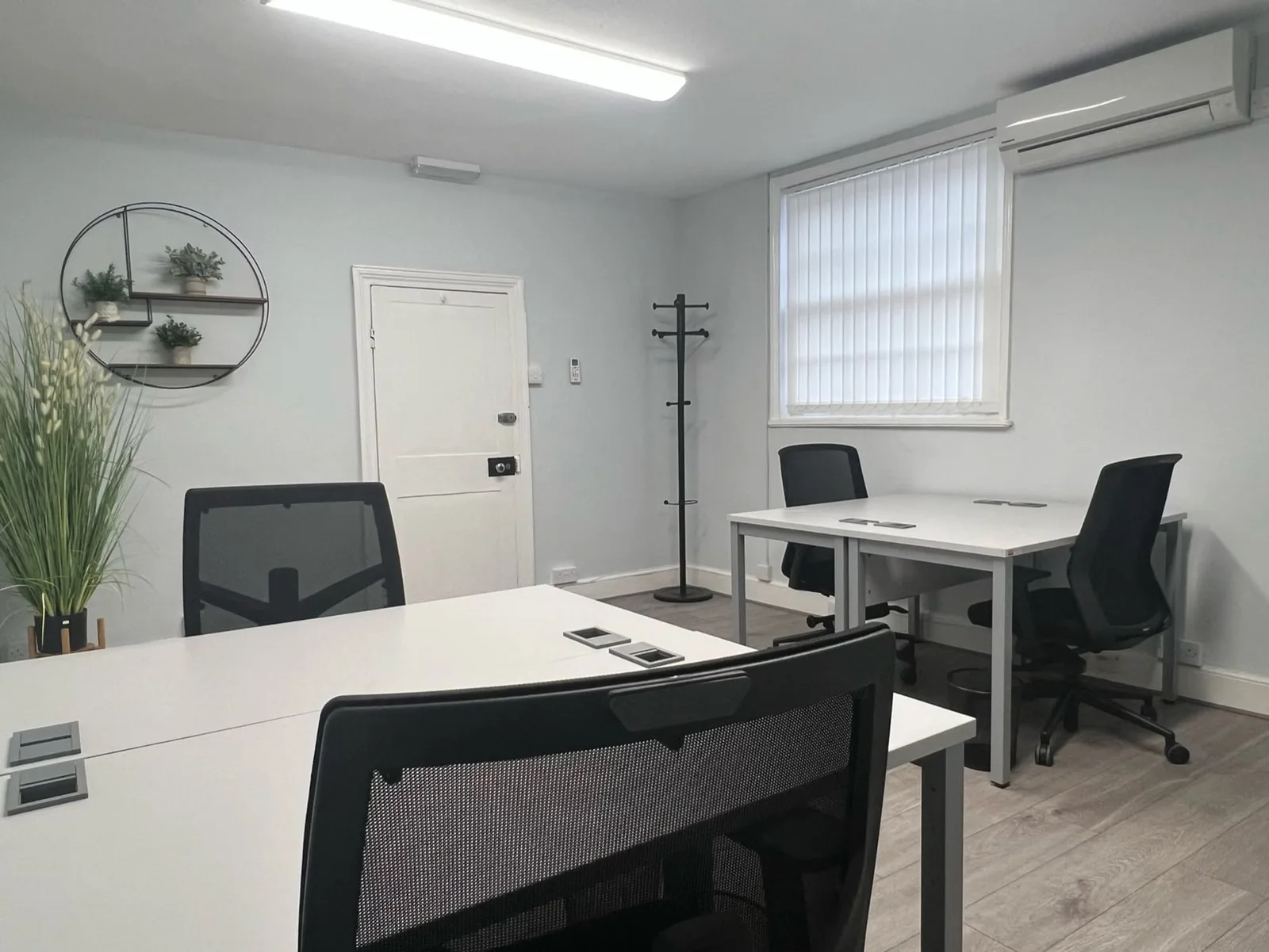 The Ready Office Company, Private office, 4 desks, Maldon
