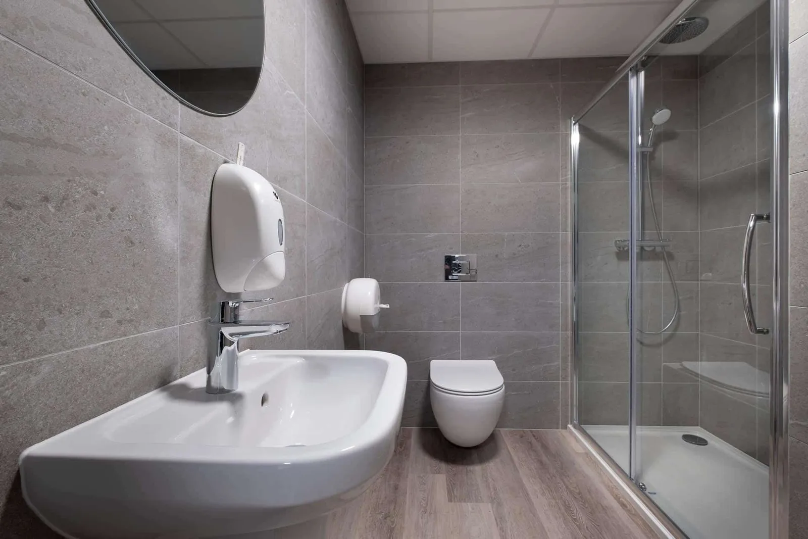 Regent House Business Centre, Aylesbury, photo 3