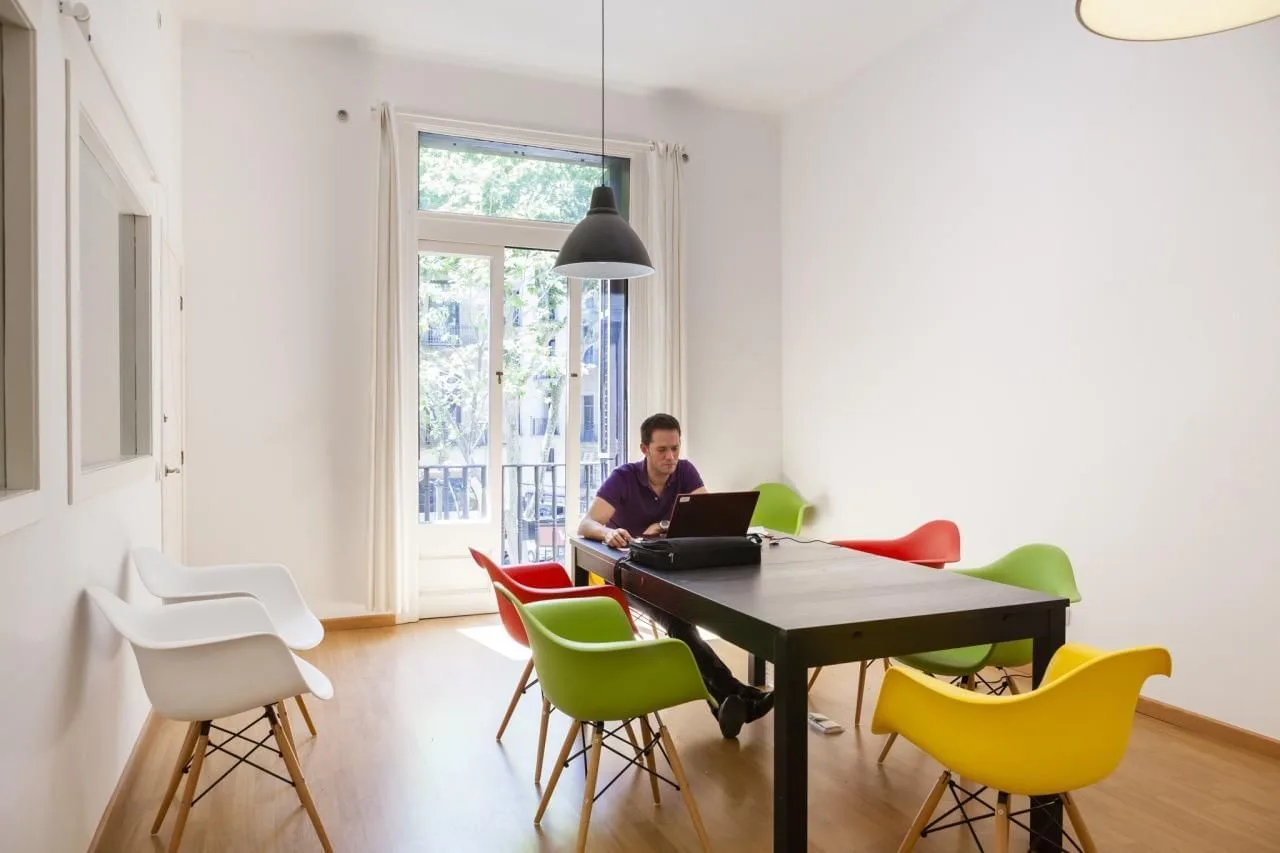 Reial Coworking, Salle de réunion 6 personnes, Barcelone
