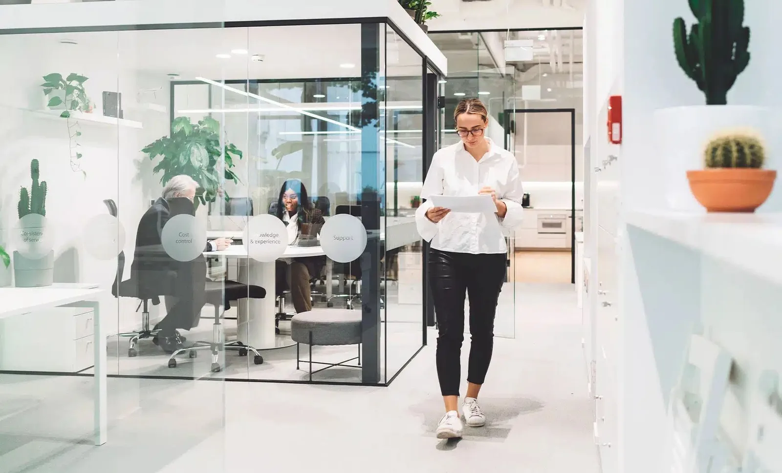 Reiterstaffel Offices, Besprechungsraum für 5 Personen, Köln