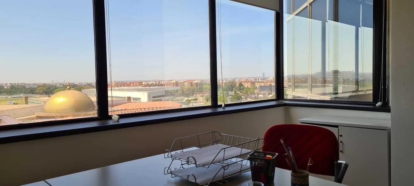 Renta Sevilla, Private office, 1 desk, Seville