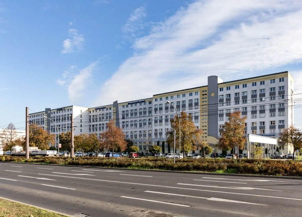 Rhin 84-88, Building facade, Berlin