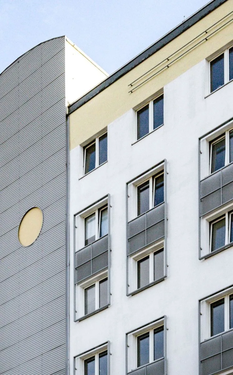 Rhin 84-88, Building facade, Berlin