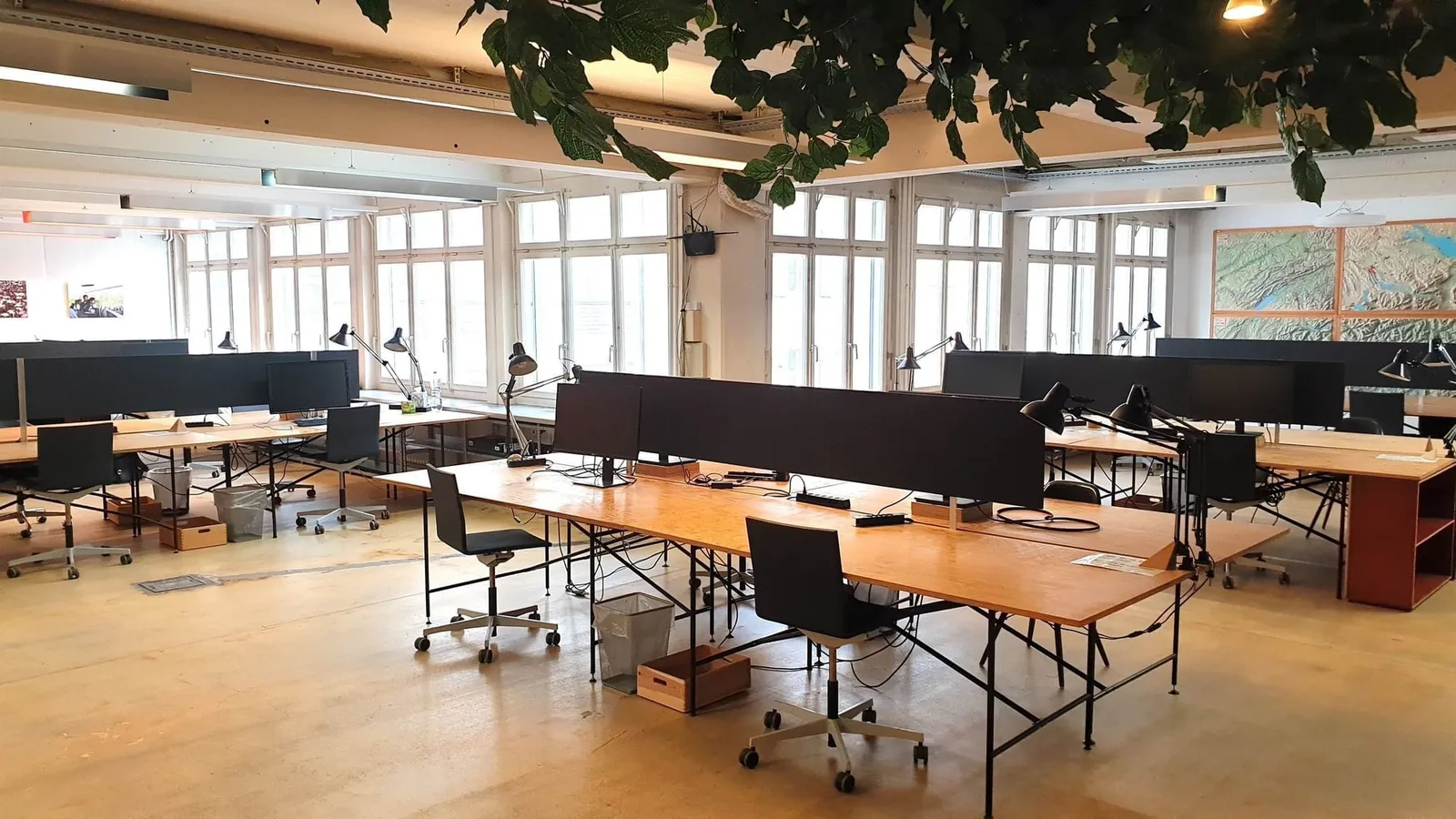 Rhizom Coworking, Open-plan office, Basel