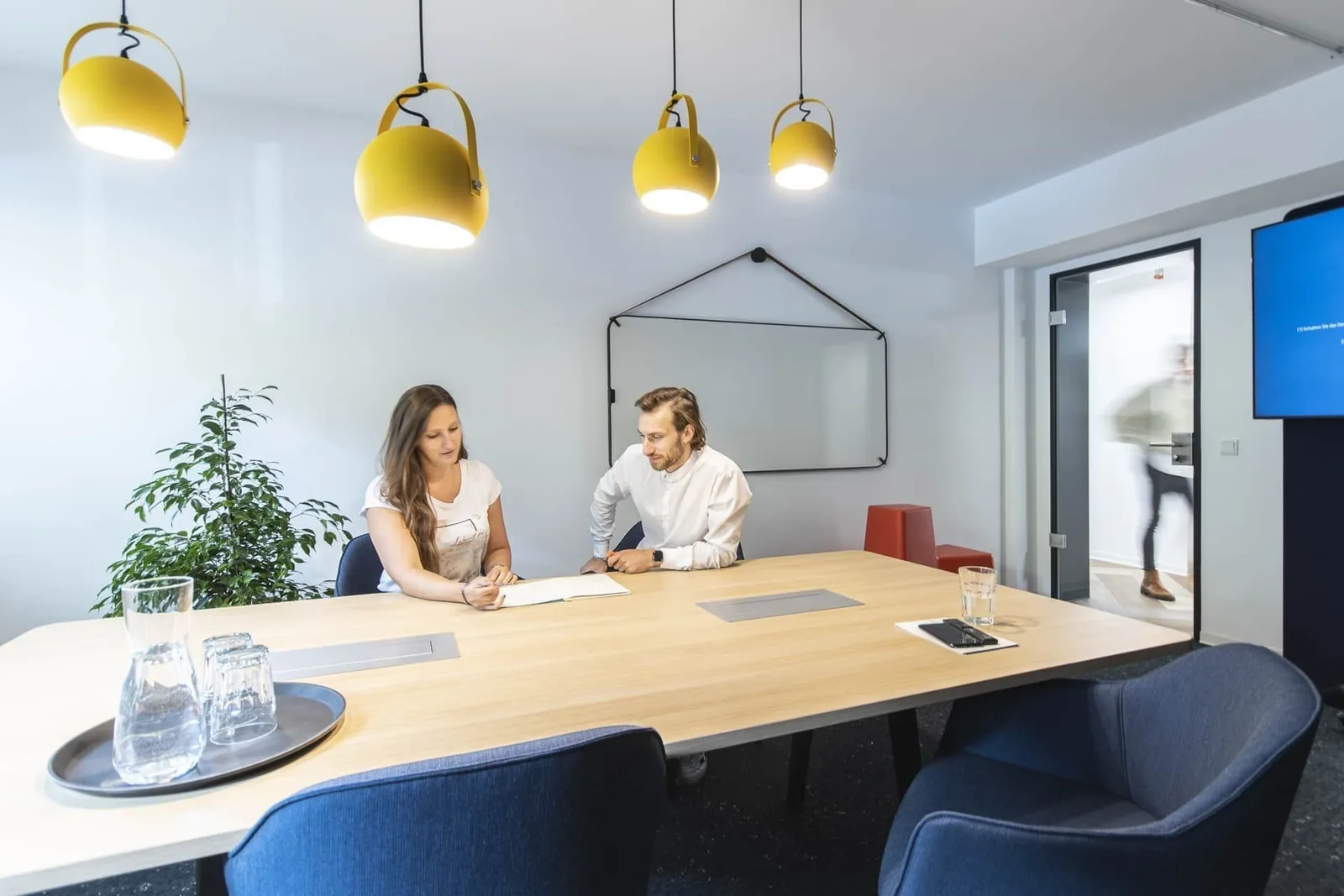 Rivvers Essen-Rüttenscheid, Besprechungsraum für 6 Personen, Essen