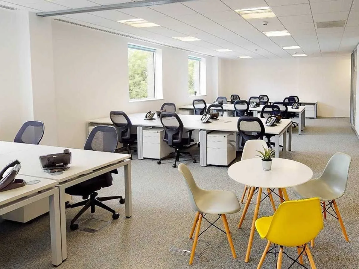 Rombourne Swindon, Open-plan office, Swindon