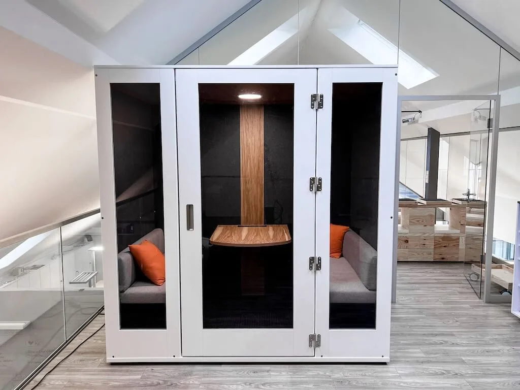 ROOFLAB7, Phone booth, Recklinghausen