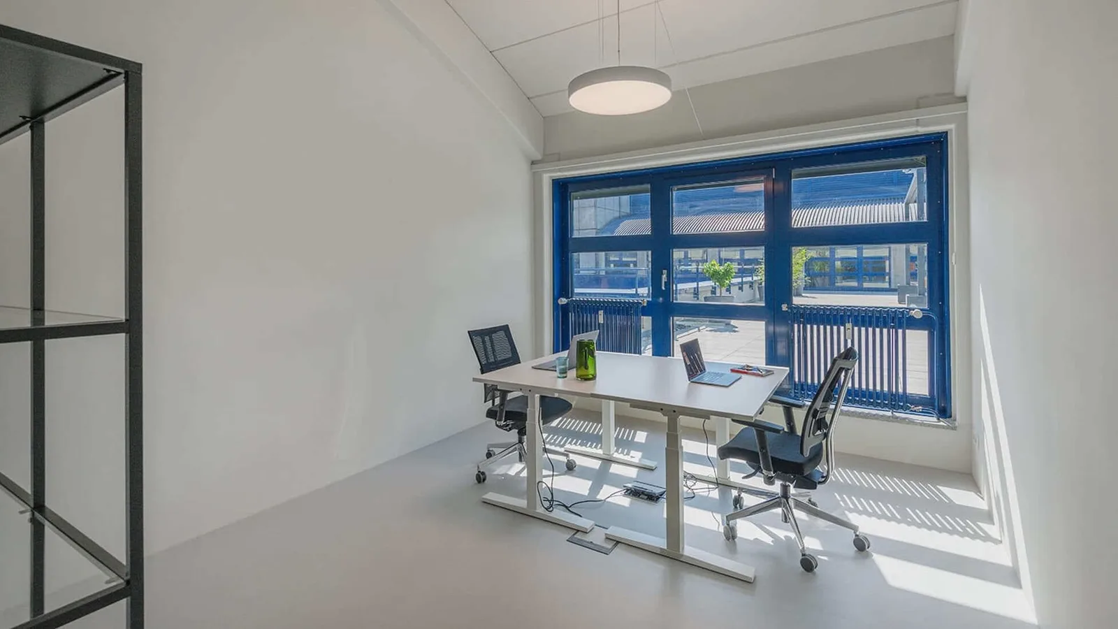 Rooftop Office, Private office, 2 desks, Berlin
