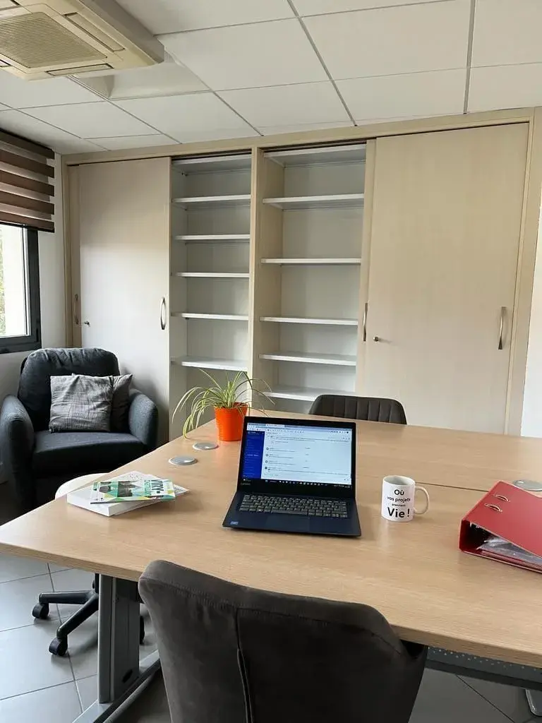Le Rooftop de Viry, Bureau privatif 20 m2, Viry Châtillon