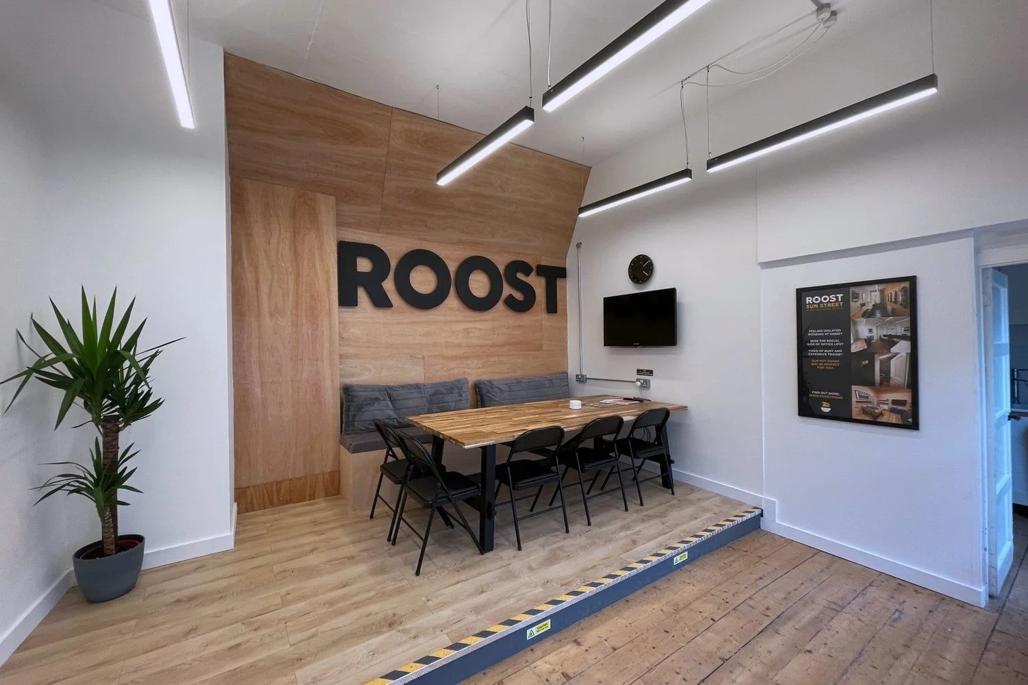Roost Coworking, Meeting room for 10 people, Hitchin