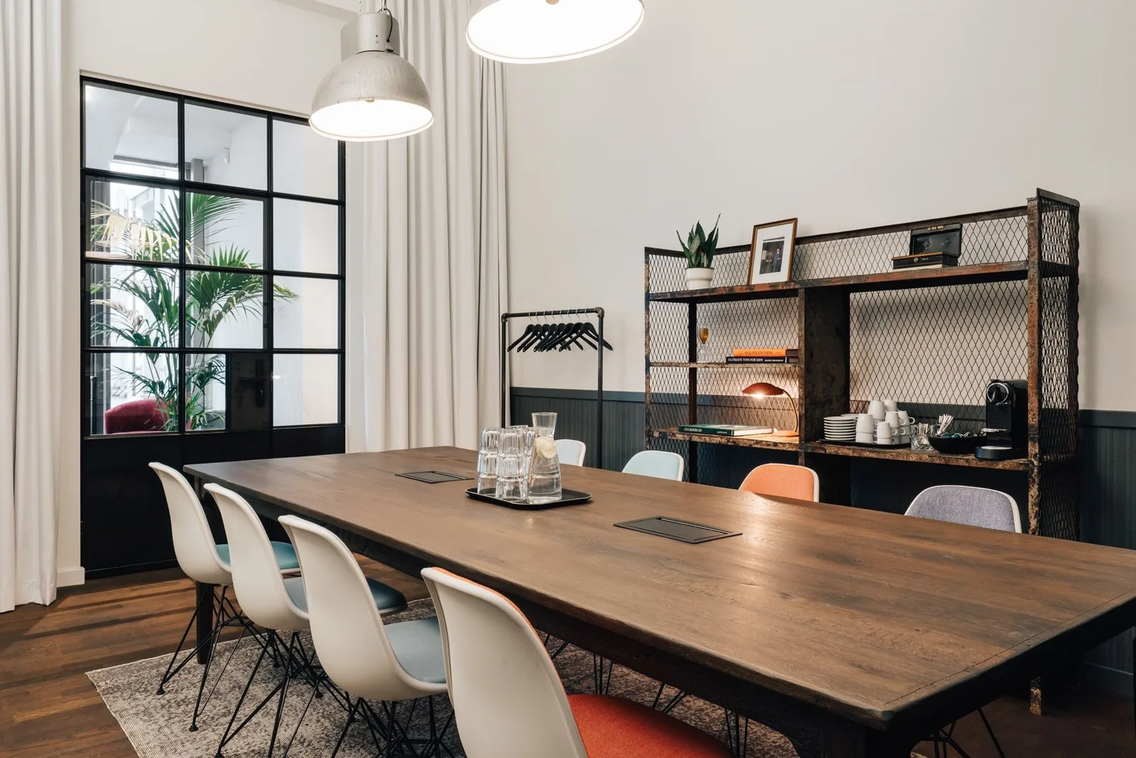 Ruby Carl Workspaces Dusseldorf, Besprechungsraum für 10 Personen, Düsseldorf