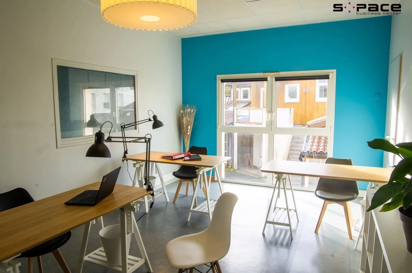 S-PACE Business Center, Private office, 4 desks, La Rochelle