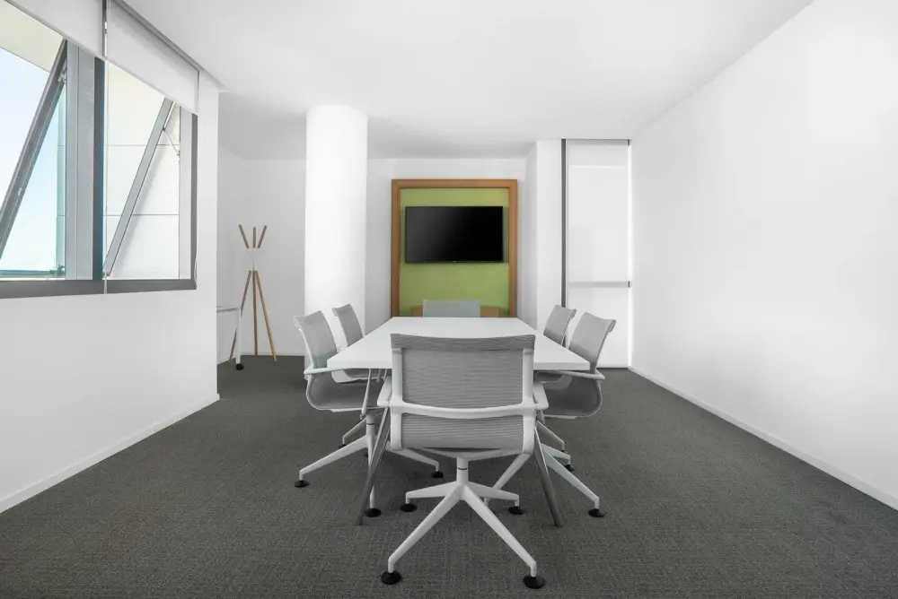 Regus BOGOTA, Avenida Chile, Sala de reuniones Escalona, Bogotá