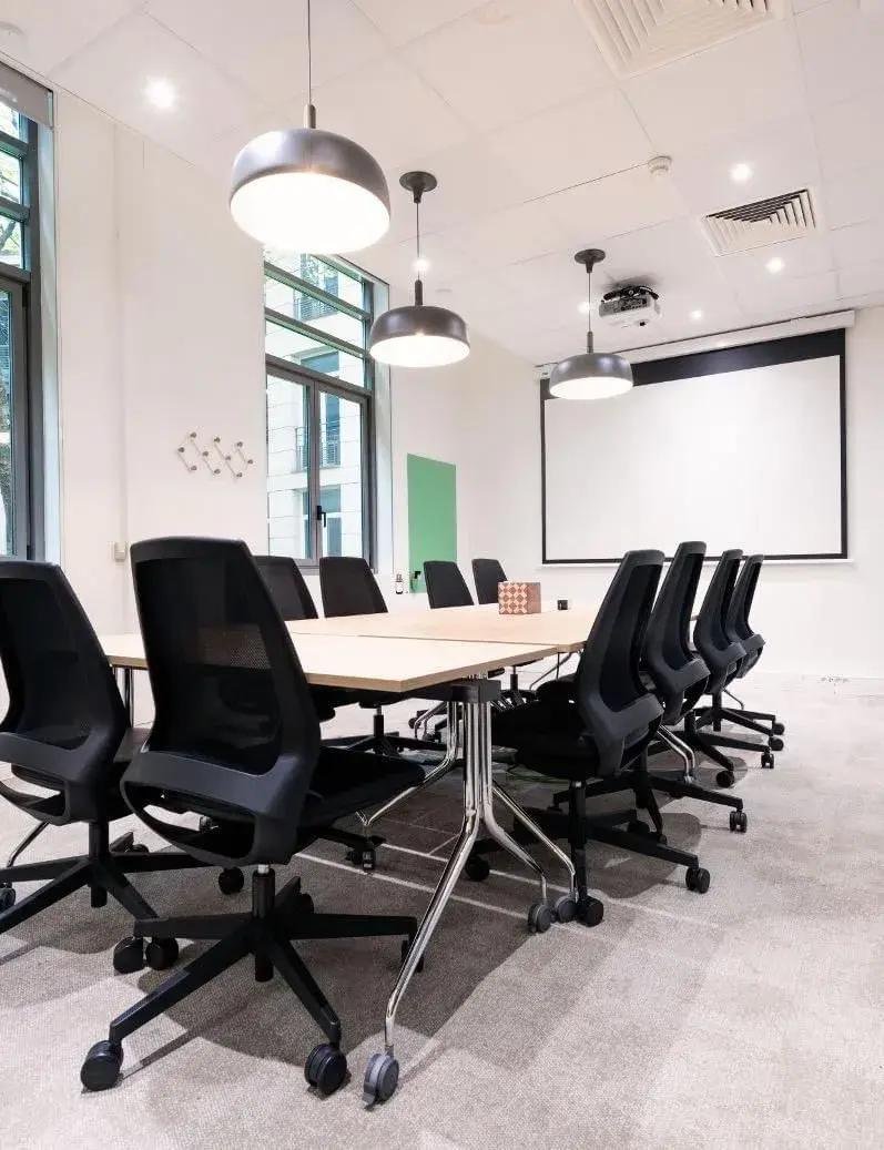 Wojo Saint-Lazare, Salle 10 personnes - Caitlyn, Paris 10e