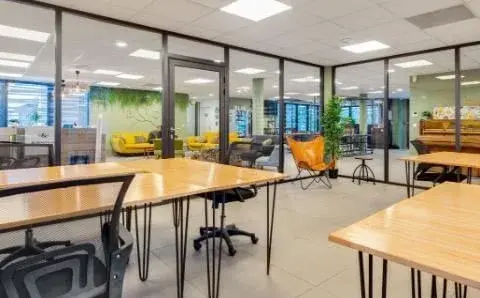 Bureaux & Co Le Stratège, Salle 14 personnes, Montpellier
