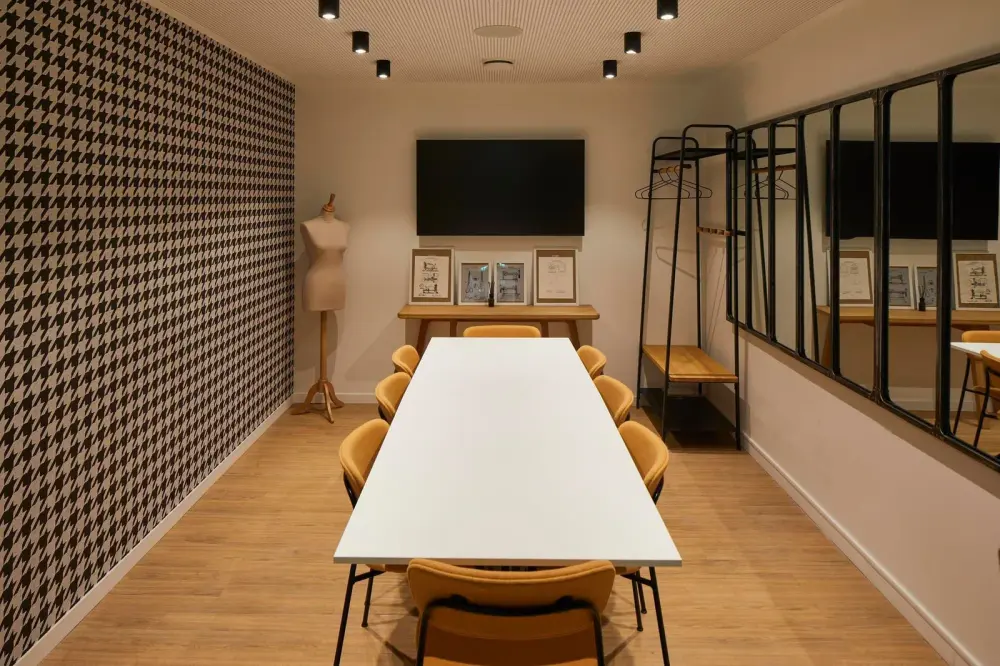 Wojo Pigalle, Salle 6 personnes, Paris 9e