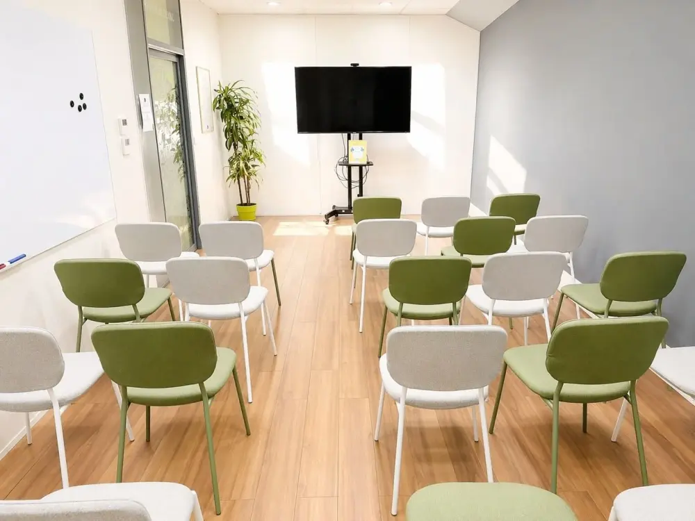 Lieusaint Coworking, Salle de Conférence (23 pers.), Lieusaint