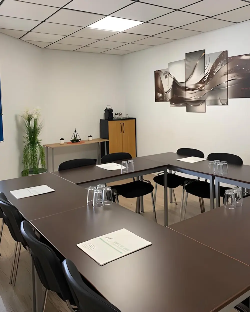 Dom CO-WORK, Salle Jaune, Challes les Eaux