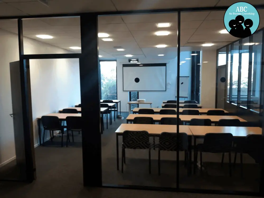 Au Bureau, Salle Large, Asnières-sur-Seine