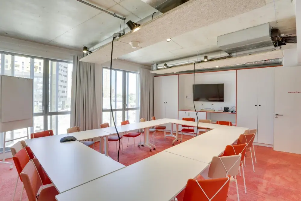 Newton Offices Port Marianne, Salle Magnésium, Montpellier