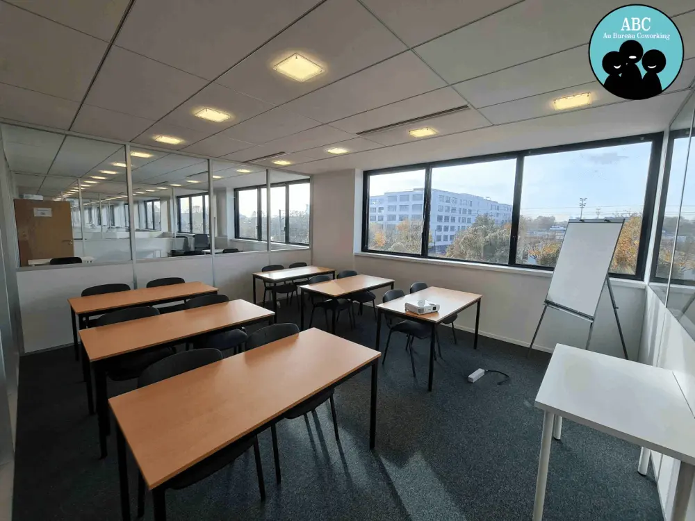 Au Bureau, Salle Medium, Asnières-sur-Seine