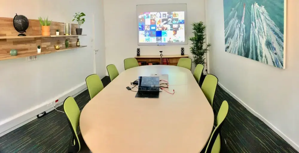 La Newsroom, La Salle Quai Chateaubriand, Rennes