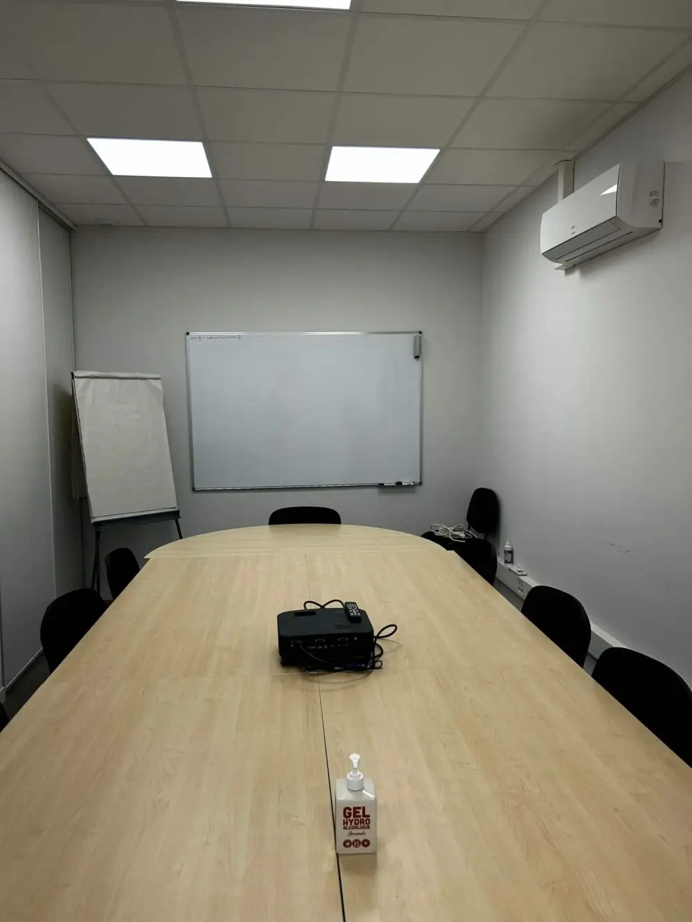 ACG SENS ET ACTIONS, Salle de réunion 12 personnes, Niort