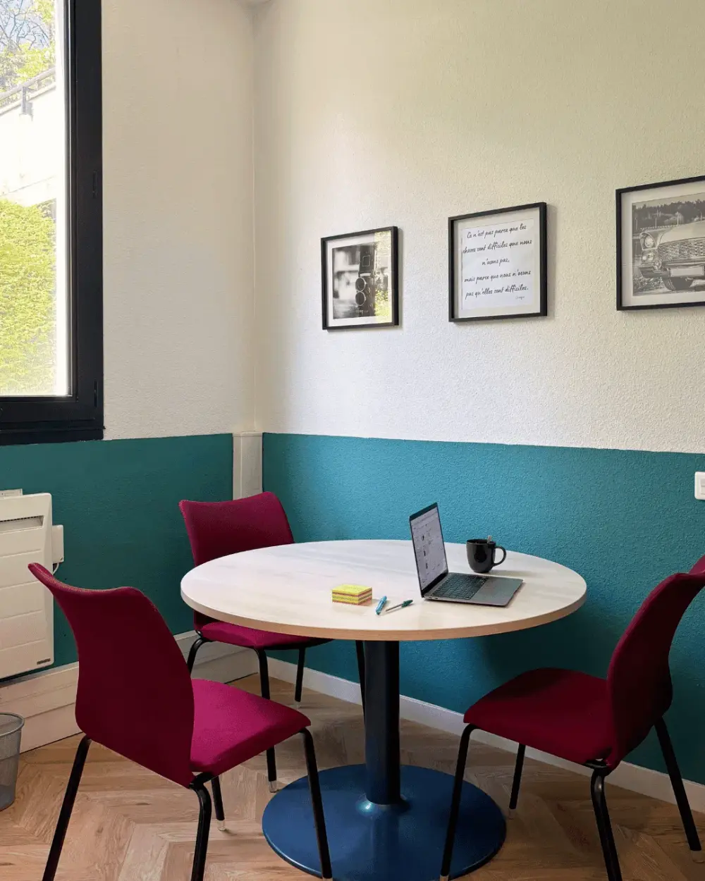 Coworking Besançon, Salle de réunion 2-4 personnes, École Valentin