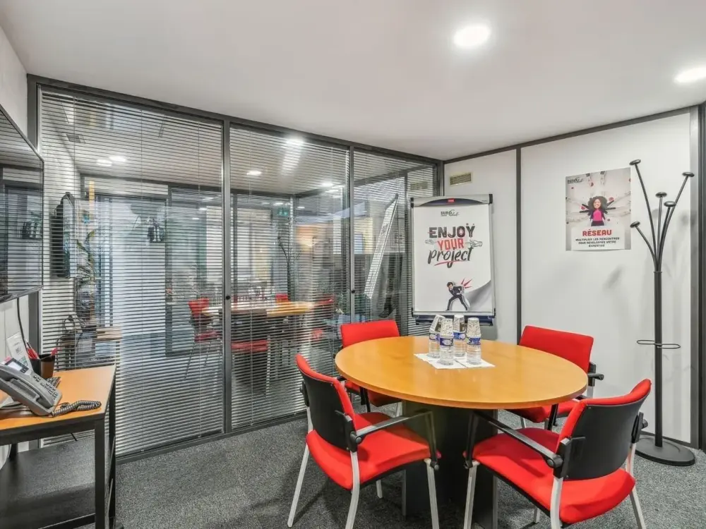 Buro Club Paris Levallois, Salle de réunion 4 personnes, Levallois-Perret
