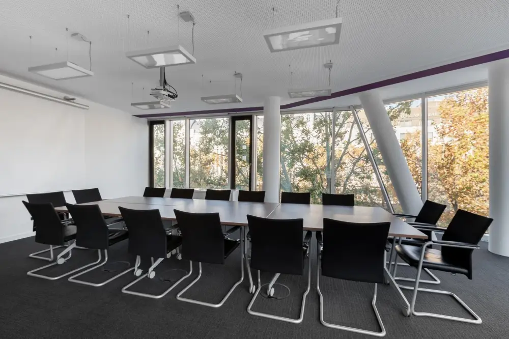 Regus AB, Calgary – Quarry Park, Salle de réunion Quarry, Calgary, AB