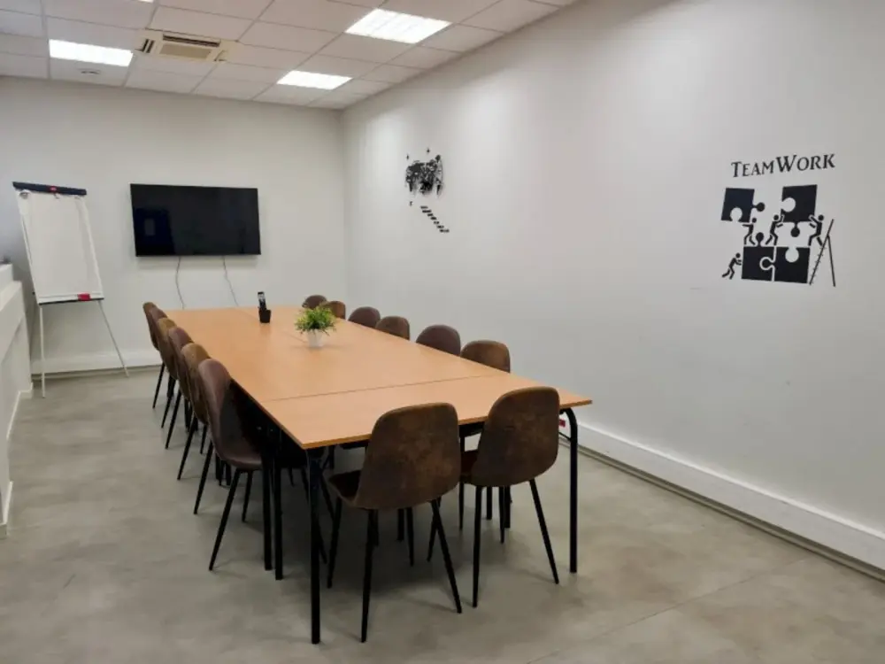 Scribes e-Tic Spaces, Salle SRM3-28 m2, Mâcon