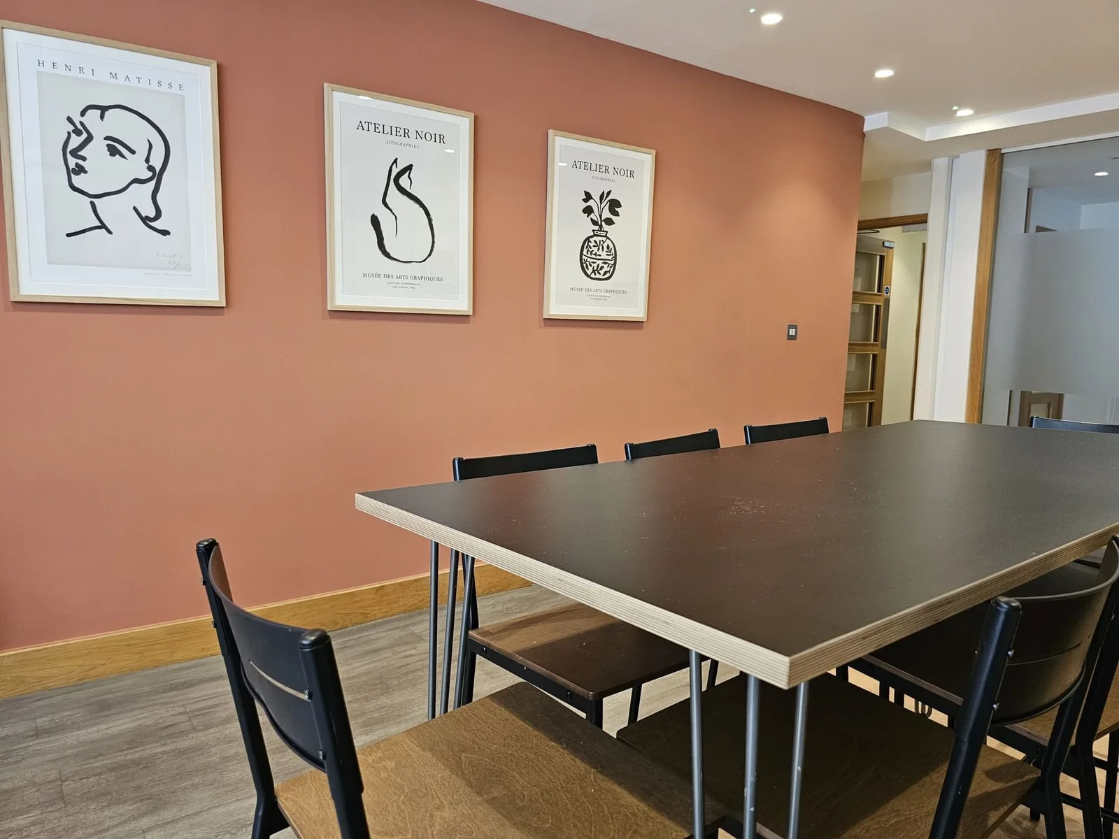 Sandbox Workspace London Bridge, Meeting room for 8 people, London