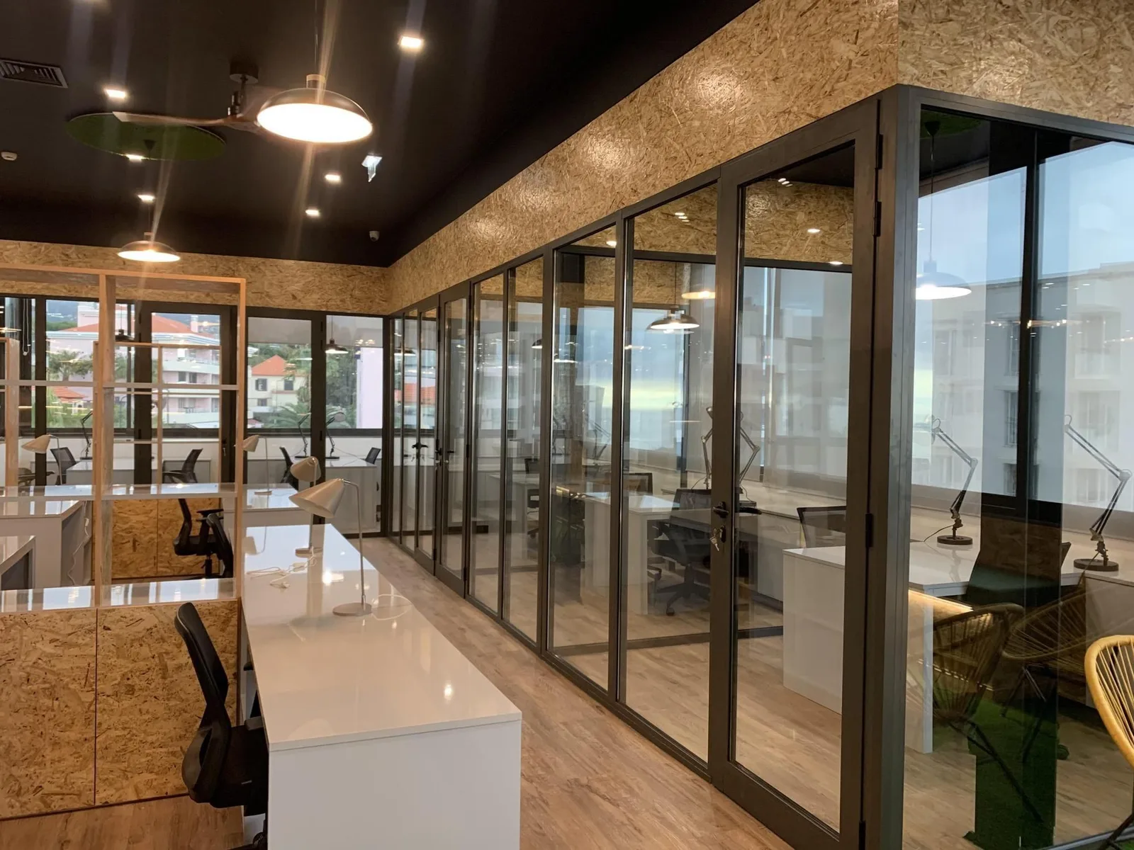 Sangha Cowork Funchal, Open-plan office, Funchal